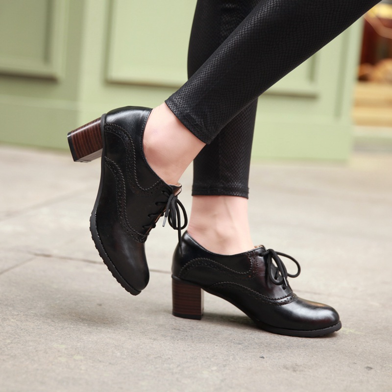 chunky heeled leather oxfords